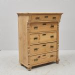 666900 Chest of drawers